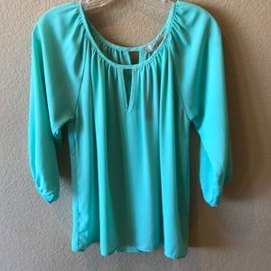 NWT Francesca's Mint Green Scoop Neck Crepe Blouse - Small